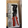 Image 2 : POP RIVET GUN W/RIVETS