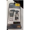 Image 1 : PAIR OF EVERLAST BOXING GLOVES