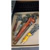 Image 2 : 5 EXPANDABLE WRENCHES