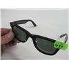 Image 1 : PAIR OF RAYBAN SUNGLASSES