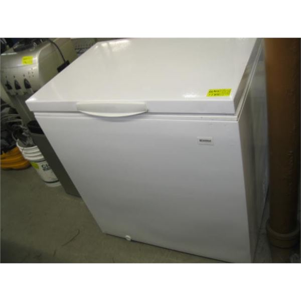 SM. KENMORE CHEST FREEZER