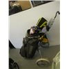 Image 1 : GOLF BAG W/SET OF RIGHT HAND CLUBS & CART