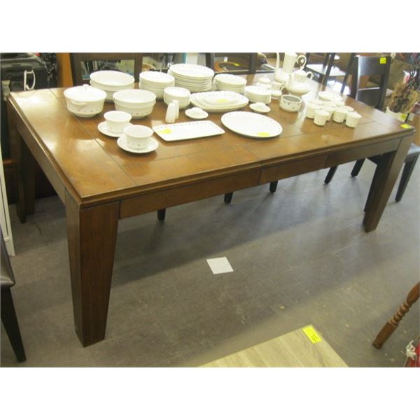 LG. DINING TABLE W/LEAF