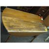 Image 2 : MAPLE DROPLEAF TABLE W/2 LEAFS