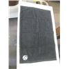 Image 2 : BOX OF 9 ROUND SM. WIPING TOWELS