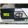 Image 1 : 4 BOXES OF 9 ROUND BLACK SKIPPING ROPES