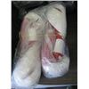 Image 2 : 2 PAIRS OF 9 ROUND WHITE BOXING GLOVES