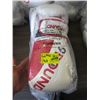 Image 1 : 2 PAIRS OF 9 ROUND BOXING GLOVES