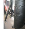 Image 2 : HEAVY DUTY STAND W/VERTICAL HEAVY BAG