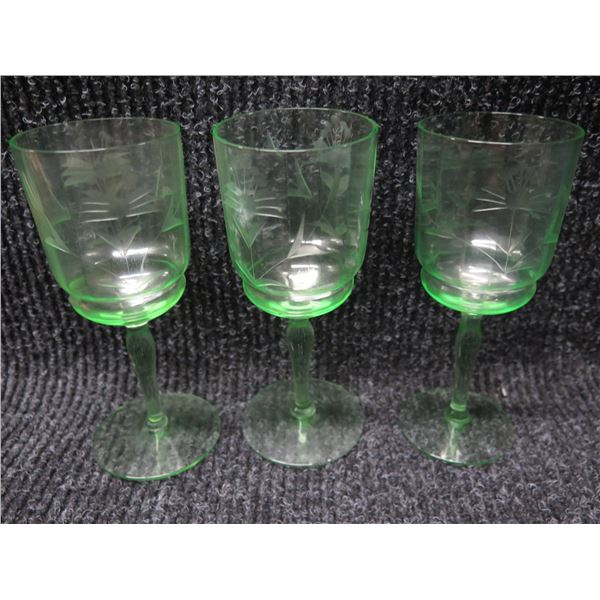 Qty Approx. 15 Green Etched Stemmed Glasses