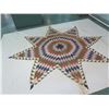 Image 2 : Star Design Quilt 104"x87"