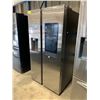 Image 2 : SAMSUNG RS5300 36" STAINLESS STEEL 2 DOOR FRENCH DOOR REFRIGERATOR / FREEZER WITH FAMILY HUB, WATER
