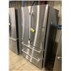 Image 2 : BOSCH B21CL81SNS/01 36" 20.5 CU FT STAINLESS 4 DOOR FRENCH DOOR REFRIGERATOR ( MINOR COSMETIC DEN...