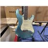 Image 2 : TAGIMA TW SERIES 530 BLUE METALLIC WOOD BODY 6 STRING ELECTRIC GUITAR WITH WALNUT NECK