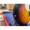 Image 4 : PEAVEY RAPTOR PLUS EXP 2 TONE WOOD BODY 6 STRING ELECTRIC GUITAR WITH WALNUT NECK
