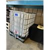 Image 2 : SCHUTZ 1200L PLASTIC COMMERCIAL METAL FRAMED LIQUID TRANSPORT PALLET