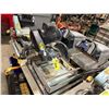 Image 2 : TARGET BLACK ELECTRIC TA10100 42 TILE CUTTER ON A STAND