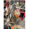 Image 2 : ORANGE MATFER INDUSTRIAL PORTABLE ABRASIVES BLASTER WITH HOSES