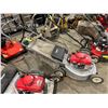 Image 2 : HONDA HR214 GREY WALK BEHIND GAS OPERATED LAWN MOWER