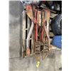 Image 1 : RED HEAVY DUTY INDUSTRIAL MOBILE ENGINE JACK