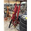 Image 2 : RED 8 TON HYDRAULIC MOBILE INDUSTRIAL CHERRY PICKER