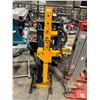 Image 1 : HINRAINBOW YELLOW 1T PEDAL TYPE SHOCK ABSORBER WORK STAND