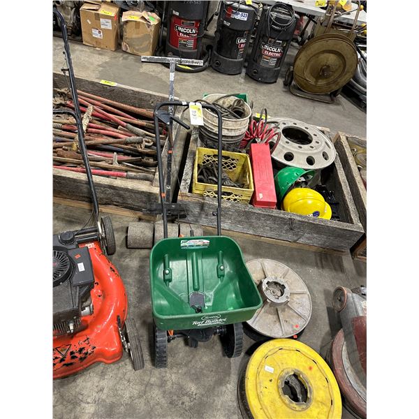 BLACK METAL HAND OPERATED ROLLER & SCOTTS TURF BUILDER WALK BEHIND SPREADER