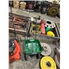 Image 1 : BLACK METAL HAND OPERATED ROLLER & SCOTTS TURF BUILDER WALK BEHIND SPREADER