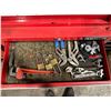 Image 8 : CRAFTSMAN 12 DRAWER RED MOBILE TOOLBOX SYSTEM WITH ASSORTED TOOL CONTENTS
