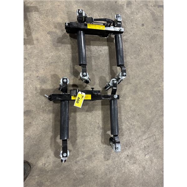 PAIR OF HEAVY DUTY HYDRAULIC 1500 LBS CAPACITY PER VEHICLE JACKS