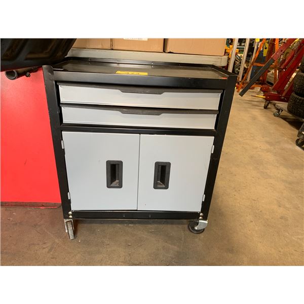 BLACK / GREY METAL MOBILE 2 DRAWER 2 DOOR TOOL BOX WITH ASSORTED TOOL CONTENTS