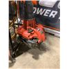 Image 2 : CRAFTSMAN 21032 GAS POWERED COMMERCIAL WEED EATER
