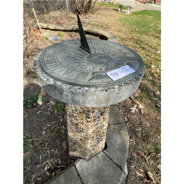 Metal Sun Dial with Stand