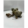 Image 2 : Two Soap Stone Carvings - Beaver, Mother&Child