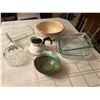 Image 1 : Large Assortment of Bakeware - Pyrex Dishes & More!