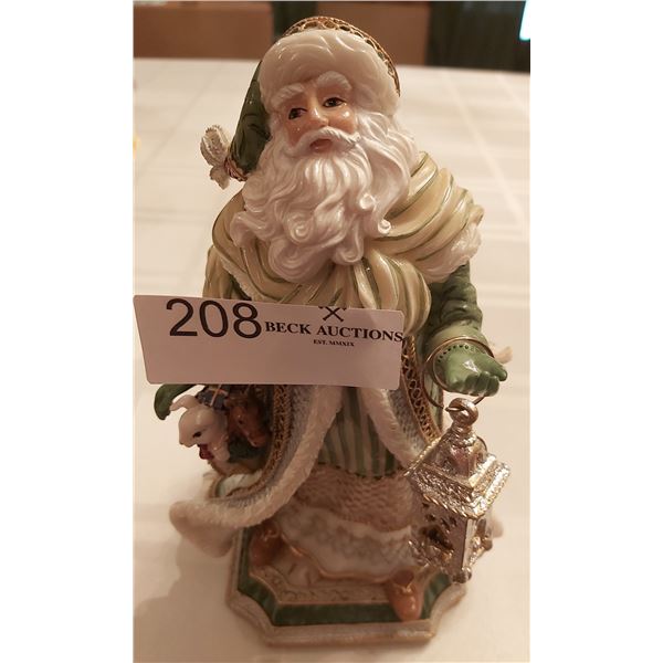 Sankyo "White Christmas" Musical Santa - 9H