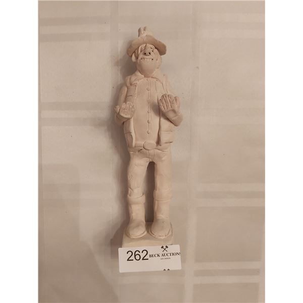 Sculpture Of Man - 10 H