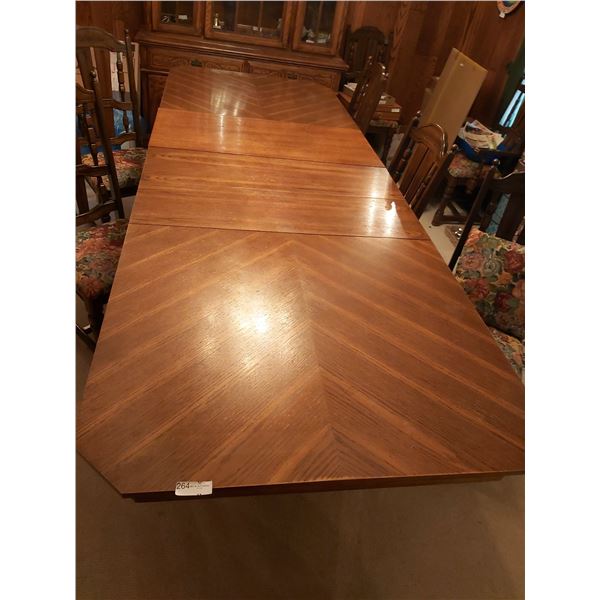 Dining Room Table  With 8 Chairs/1 Arm Chair  - 116 L (With Leaf's) x 42 1/4 W x 31 1/4 H