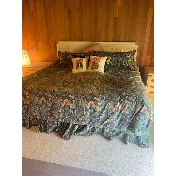 Krohler King Size Bed BoxSpring Mattress & Bedding Feather Topper