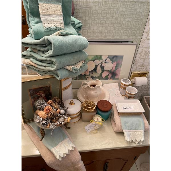 Bathroom Collection Towls Soap DIsh