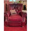 Image 1 : Barca Lounger Burgundy Leather Recliner