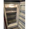 Image 2 : Viking Custom Freezer 31W x 27D x 65T