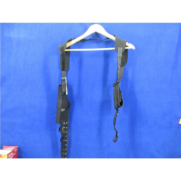 Uncle Mike's Sidekick Shoulder Holster - Right Hand - Size 15