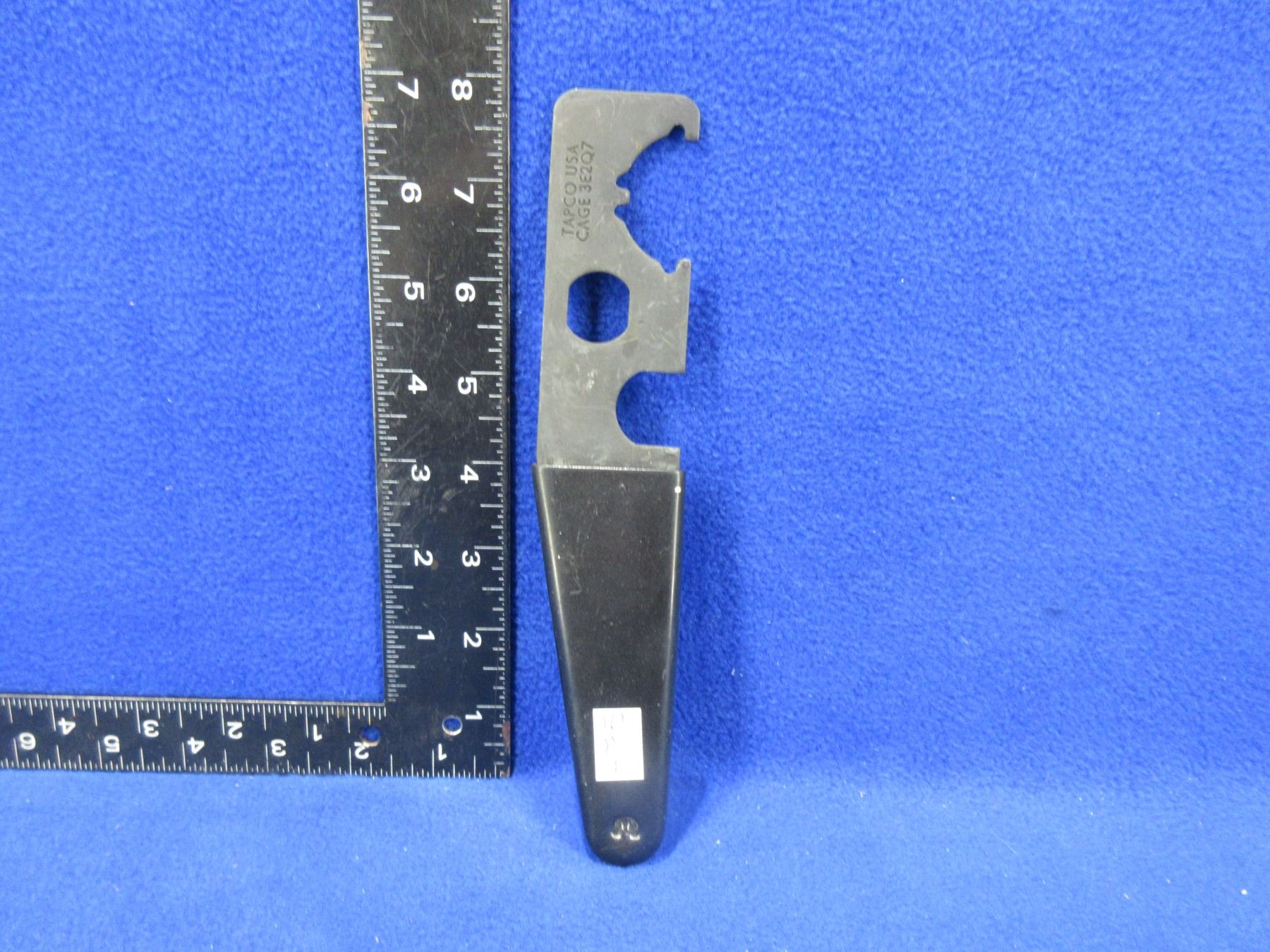 thumbnail image 2 of 6-in-1 Stainless Steel Survival Tool MP Key - Multi-Tool Pocket Keychain USA 2 of 4