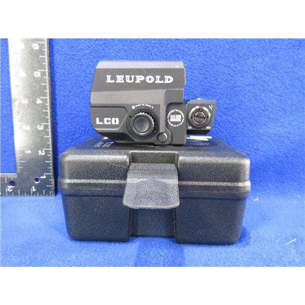 Chinese Knock Off SOTAC LCO Leupold Red Dot Sight with Case
