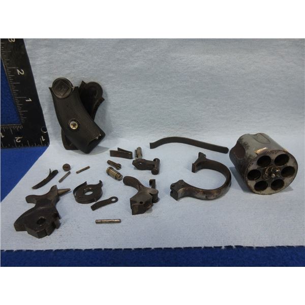 Harrington & Richardson Pistol Parts for 32 S&W