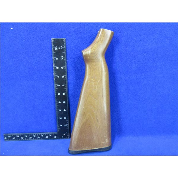 Unknown Stock with Butt Plate and Screw