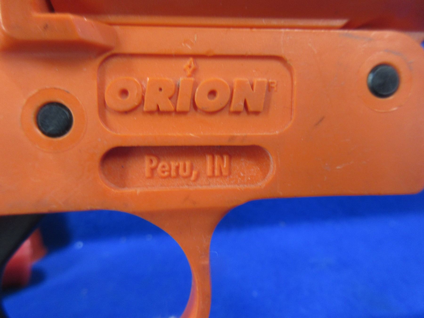 Orion Alerter Basic 12 Gauge Flare Gun with 6 Flares