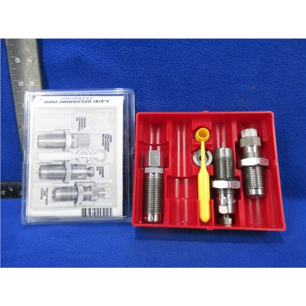 Lee 44 Magnum 3 Die Set with # 11 Shellholder