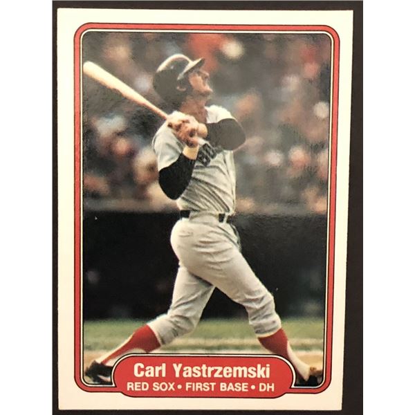 1982 FLEER Carl Yastrzemski (HOF)